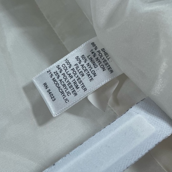 Banana Republic Off-White Vest with Sherpa Collar - Picture 6 of 8